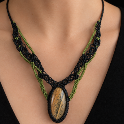Collier Macramé Noir Vert Olive Jaspe Paysage